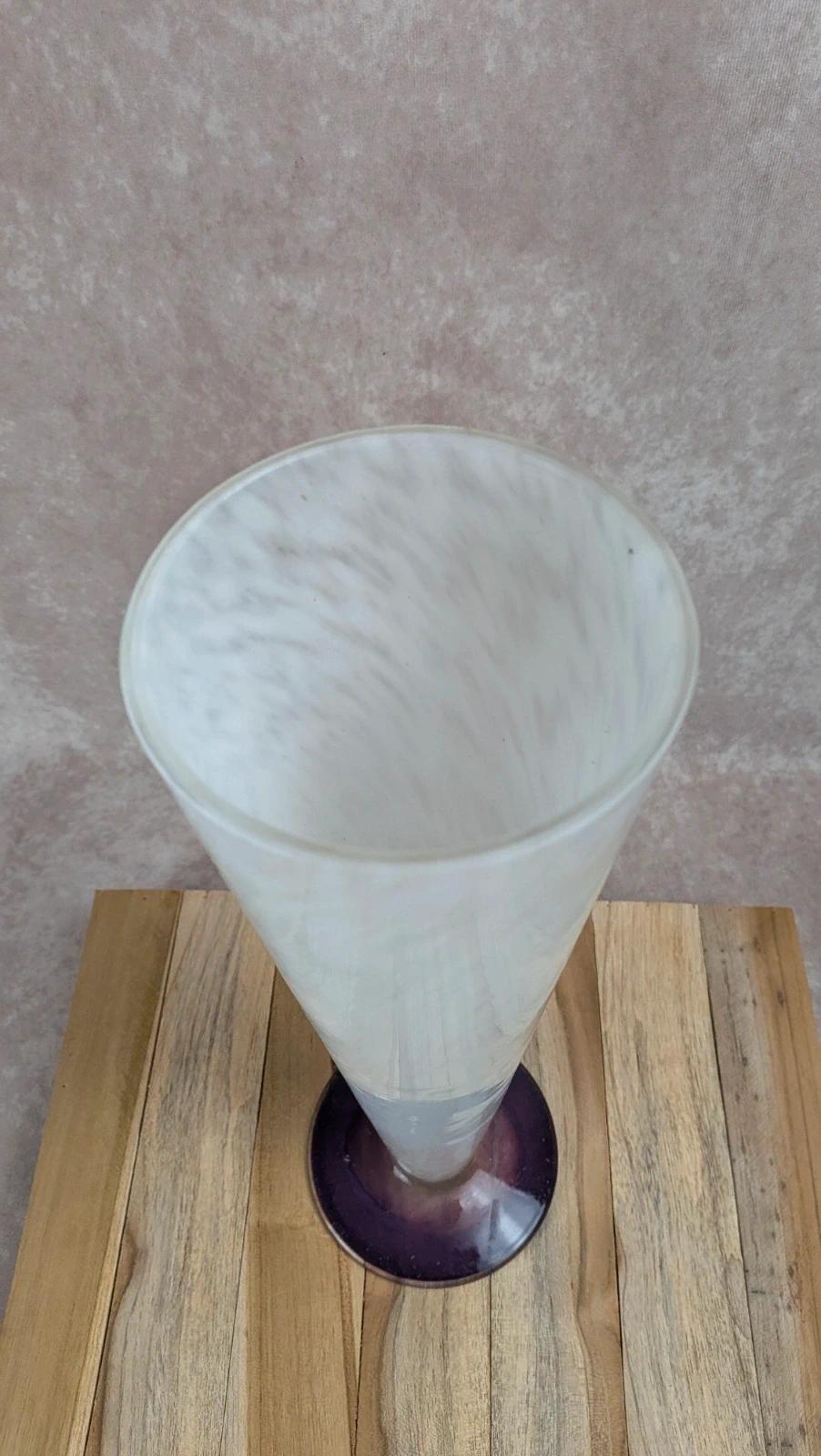 Grand vase en pâte de verre blanc & violet