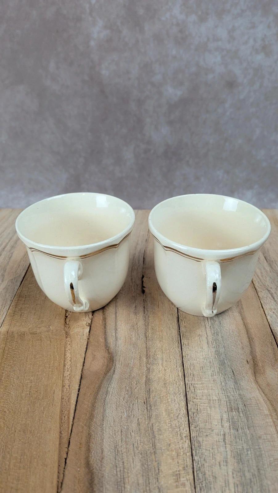 Lot de 2 tasses et 2 soucoupes anciennes Sarreguemines