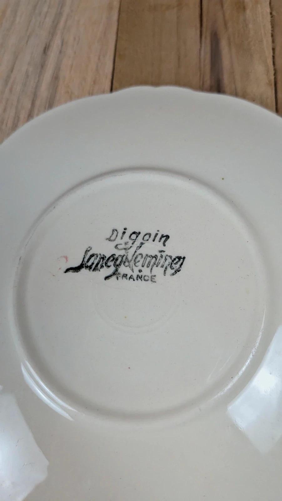 Lot de 2 tasses et 2 soucoupes anciennes Sarreguemines