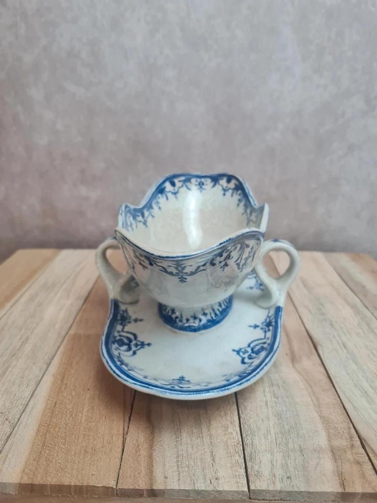 Saucière ancienne Jules Vieillard Bordeaux – modèle Moustiers – Terre de fer bleue 💙