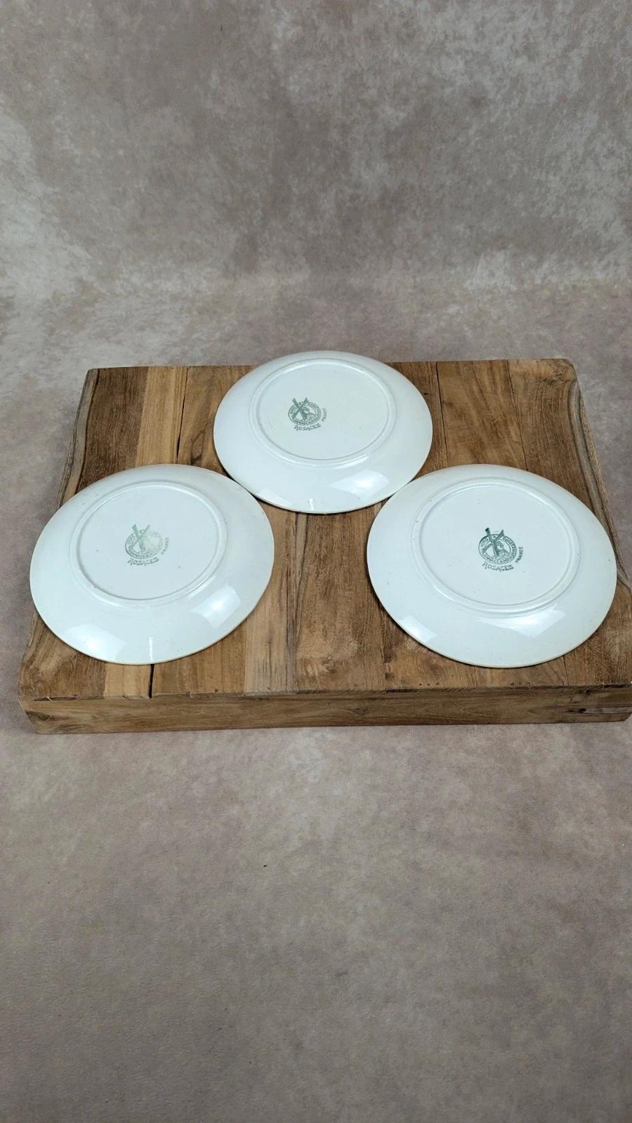 Lot de 3 petites assiettes Moulin des Loups – Modèle Rosaces