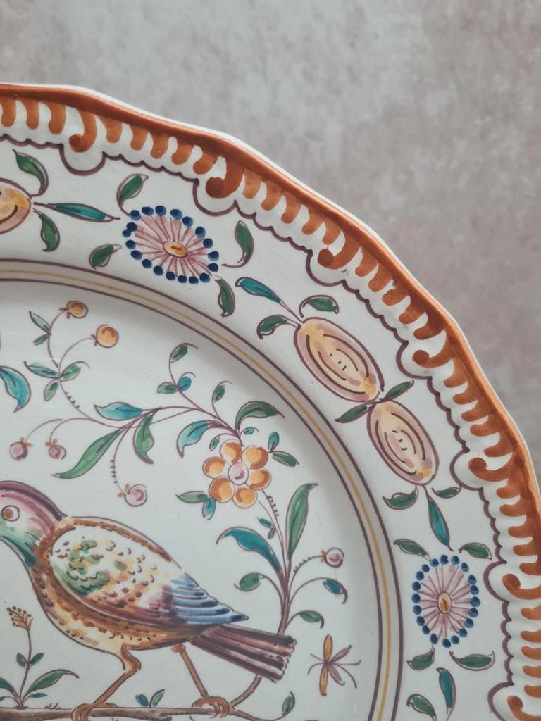 Grand plat vintage décor oiseaux – signé Outeiro 🌸