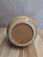 Pichet vintage en grès vernissé beige – forme originale