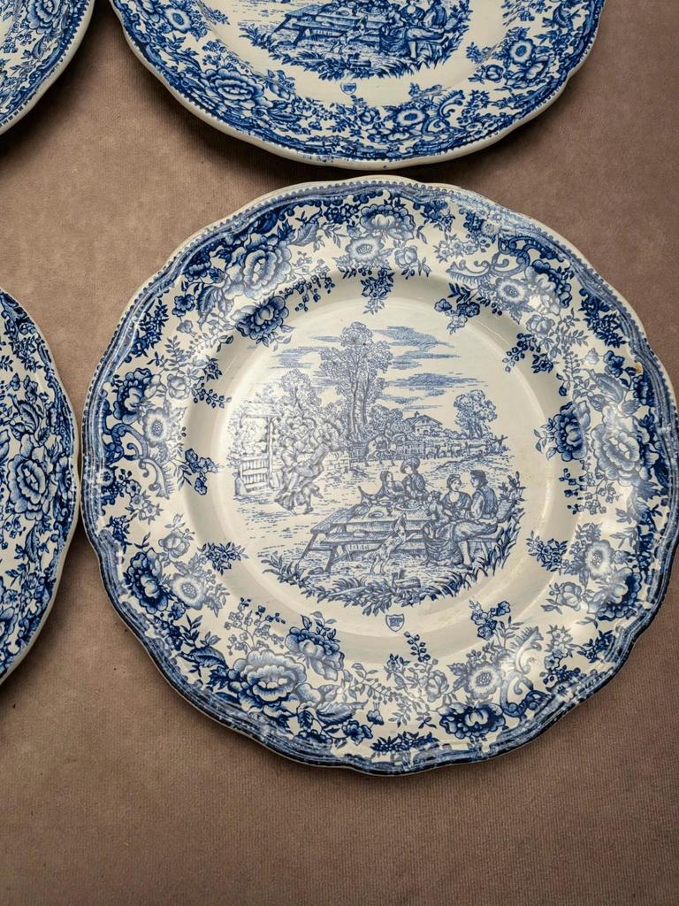 Lot de 12 assiettes plates Terre de fer Bp – Décor bleu toile de Jouy