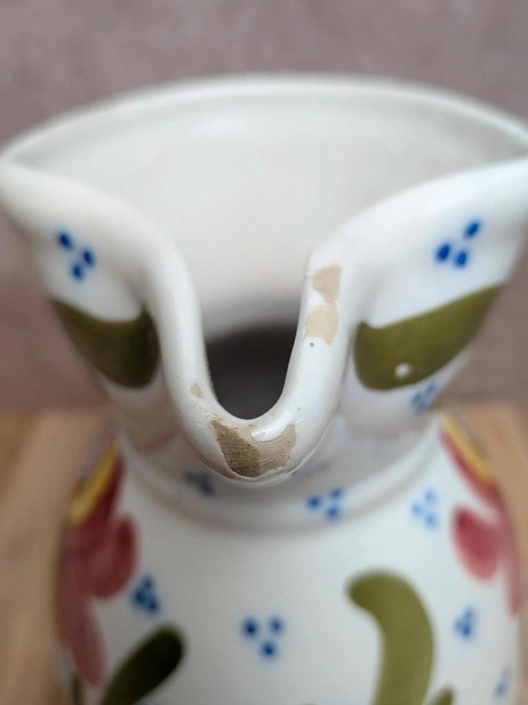 Pichet ancien en faïence décor floral peint main – esprit campagne