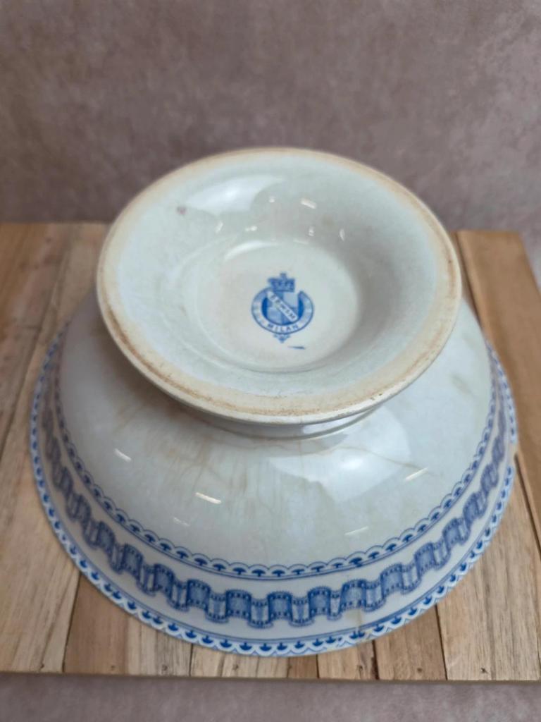 Grand saladier ancien anglais B.p.w.&m. Milan – Terre de fer