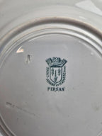 Assiette en terre de fer Saint-amand modèle Persan