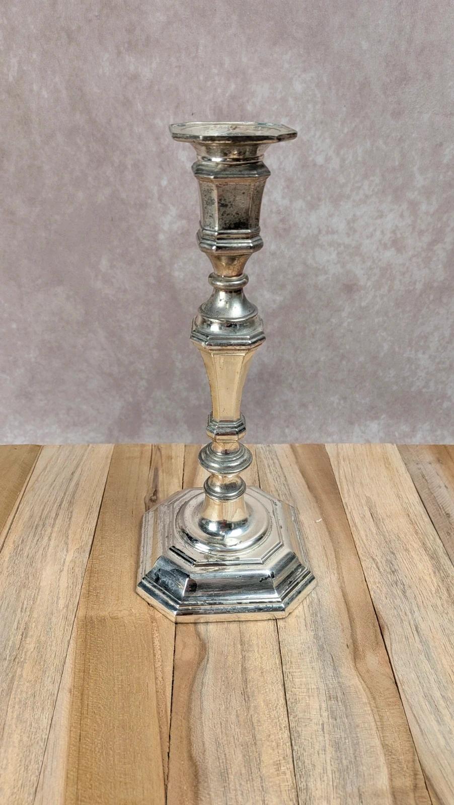 Bougeoir ancien en métal argenté