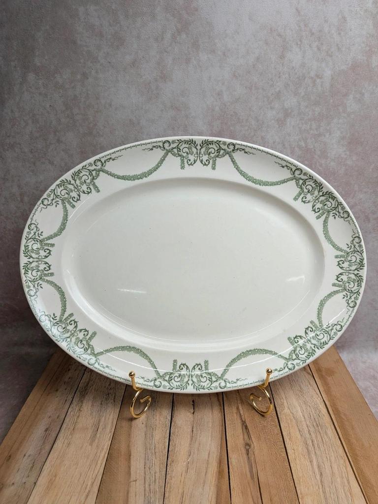 Grand plat ovale Terre de fer Creil et Montereau Labrador – Service Napoléon Ier