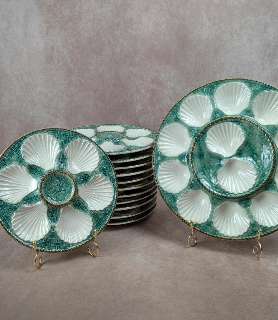 Service 12 assiettes à huîtres + grand plat Longchamp majolique vert coquillage vintage