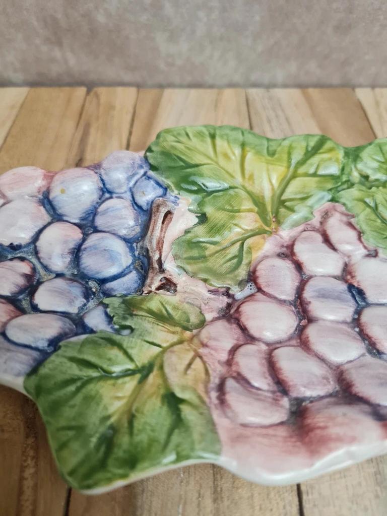 Ravier ancien en barbotine décor raisin 🍇 feuille – Portugal