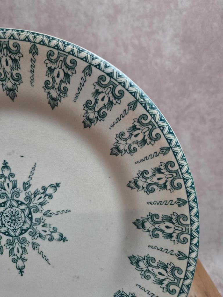 Assiette creuse Terre de fer Gien modèle Annam ancienne