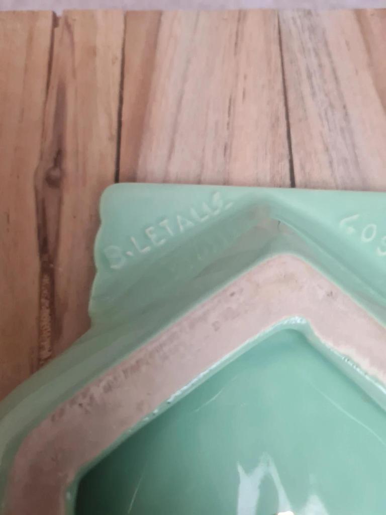 Coquille vintage B. Letalle Saint-clément vert céladon décor perlé