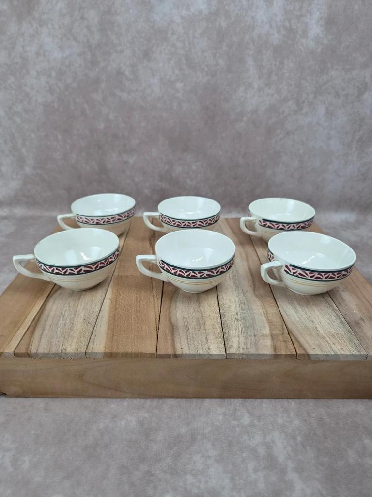 Lot de 6 tasses et sous-tasses vintage Saint-amand modèle Monaco