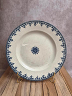 Plat rond terre de fer Hippolyte Boulenger – Modèle Gagny – Bleu ancien