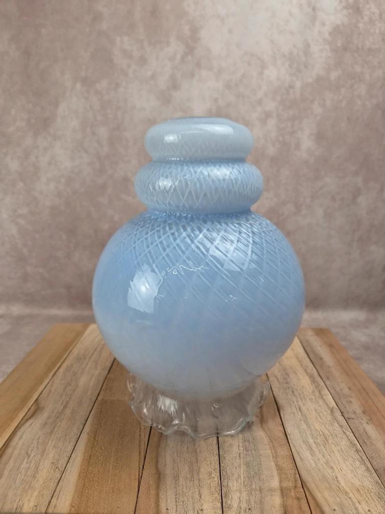Abat-jour vintage verre opalin bleu clair – verre laiteux texturé