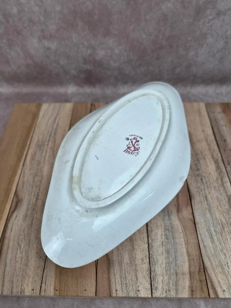 Saucière ancienne Clairefontaine modèle Paveau – Terre de fer rouge – Patine ancienne
