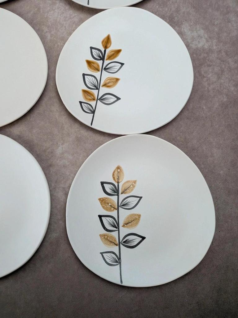 Lot de 12 assiettes plates vintage Niderviller – années 70 – style Capron Vallauris