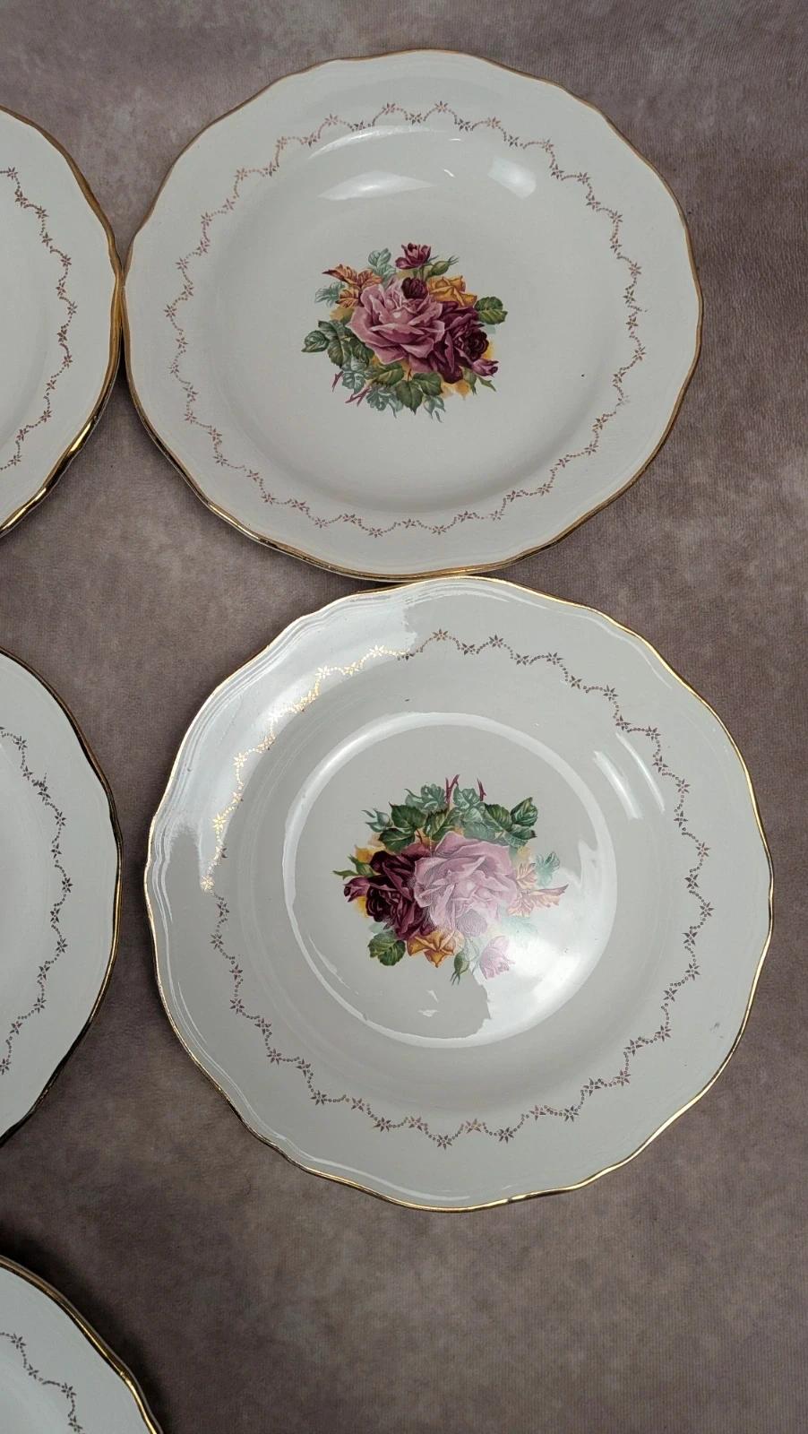 Lot de 7 assiettes creuses anciennes L’amandinoise – Faïence florale