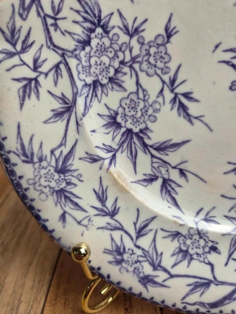 Assiette à dessert ancienne Grigny Rhône Tm & Cie – décor japonisant violet – fin Xixe