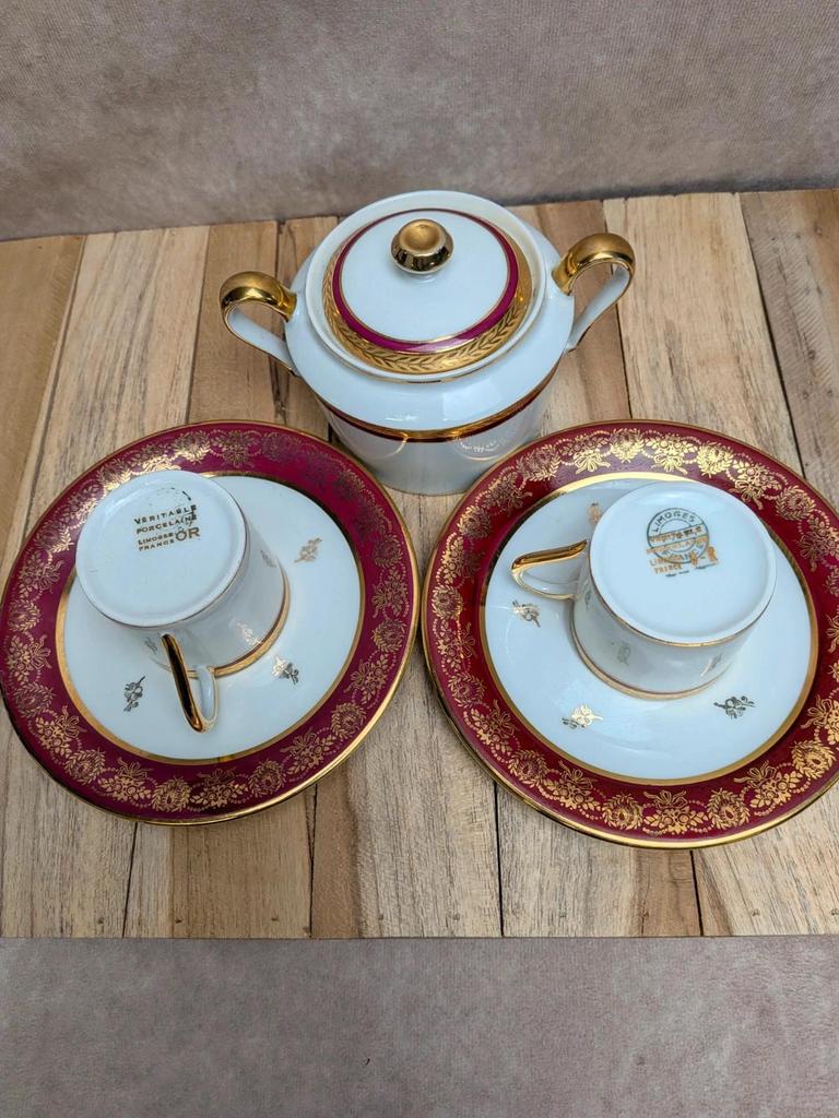 Service café Limoges porcelaine dorée