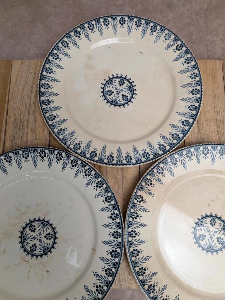 Lot de 3 assiettes à dessert Terre de fer Sarreguemines Digoin modèle Alger