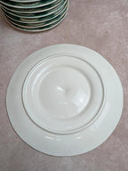 Service 12 assiettes + plat à huîtres Longchamp barbotine coquille