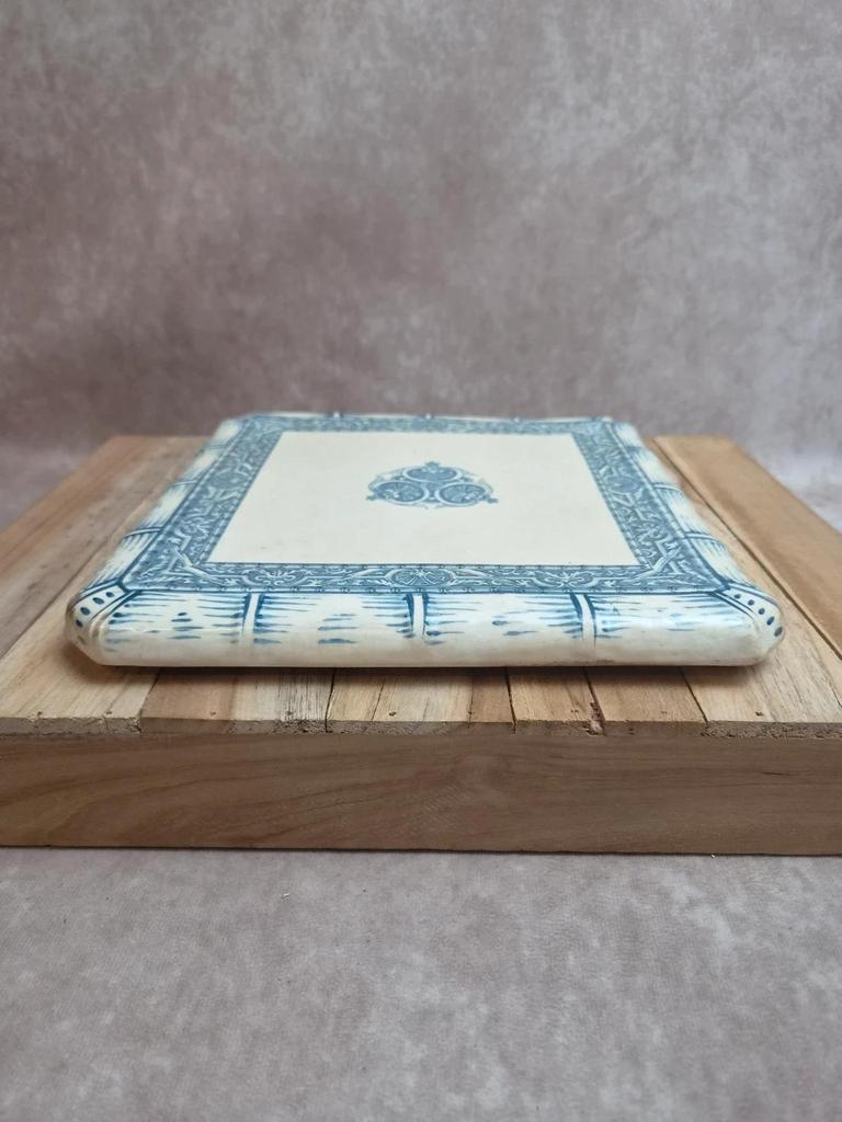 Dessous de plat ancien Creil et Montereau modèle Henry Ii – Terre de fer bleue