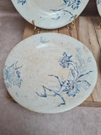 Lot 4 assiettes à dessert anciennes Terre de Fer décor œillet bleu 💙