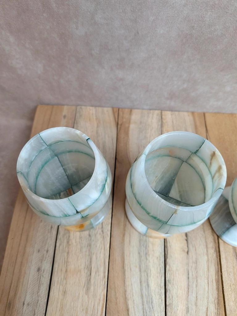 Lot de 4 verres à pied en onyx vintage