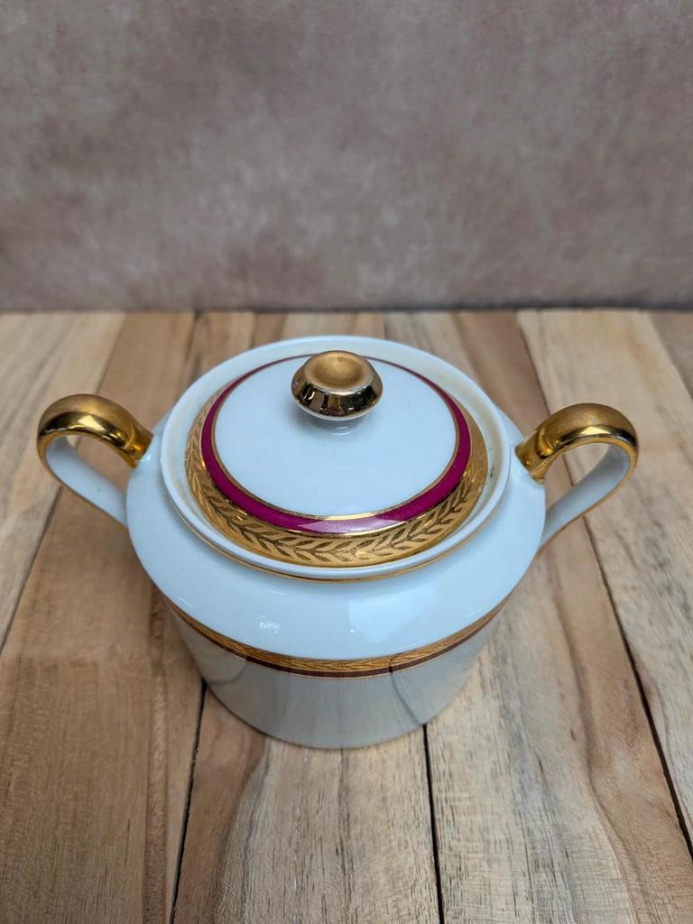 Service café Limoges porcelaine dorée