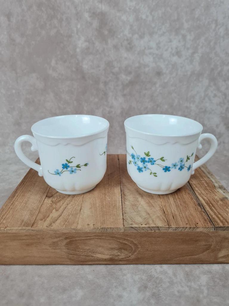 🌿 Duo de grandes tasses Arcopal – modèle Myosotis 🌿