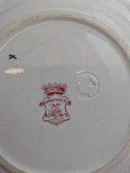 Assiette ancienne Terre de fer Longwy modèle Rambouillet – décor bordeaux