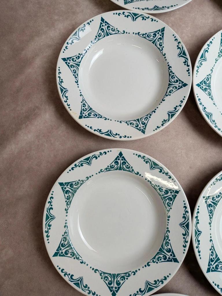 Lot de 11 assiettes creuses terre de fer Moulin des Loups Fti 22