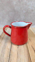 Petit pot verseur émaillé rouge – Kockums Sweden 7 cm