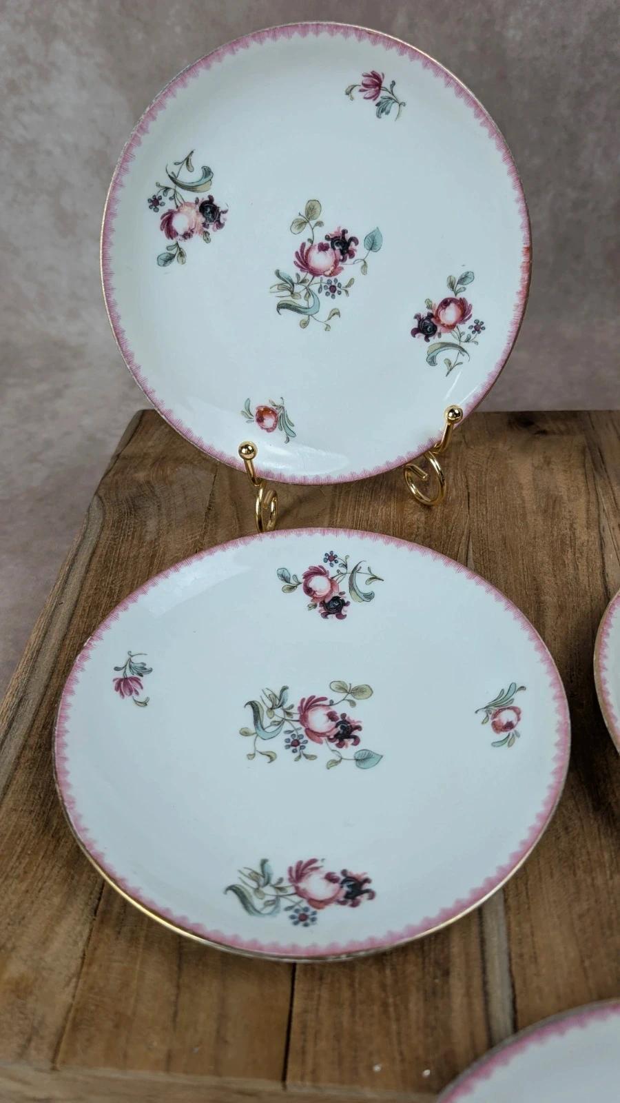 Lot de 5 petites assiettes anciennes Limoges A. Lanternier – décor fleuri rose