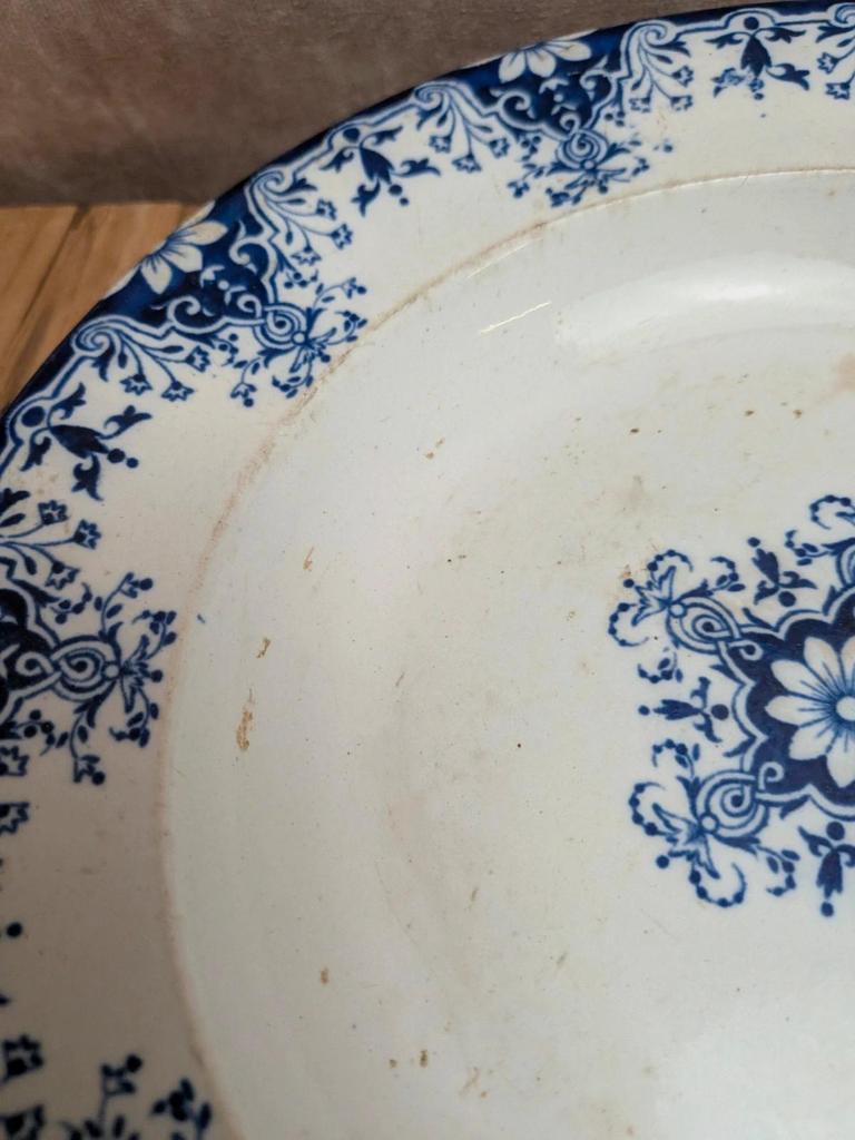 Lot de 2 assiettes creuses en terre de fer Jules Vieillard Bordeaux – Rouen
