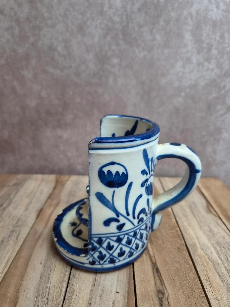 Bougeoir de chambre vintage en faïence bleu et blanc – décor peint main