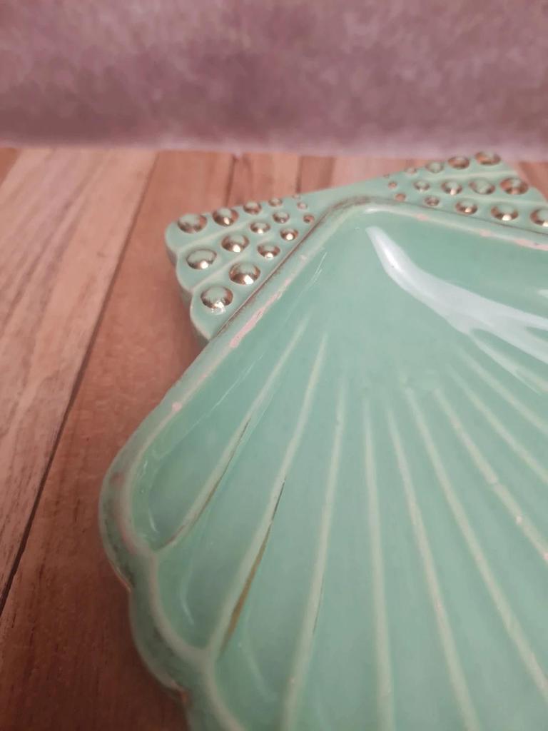 Coquille vintage B. Letalle Saint-clément vert céladon décor perlé