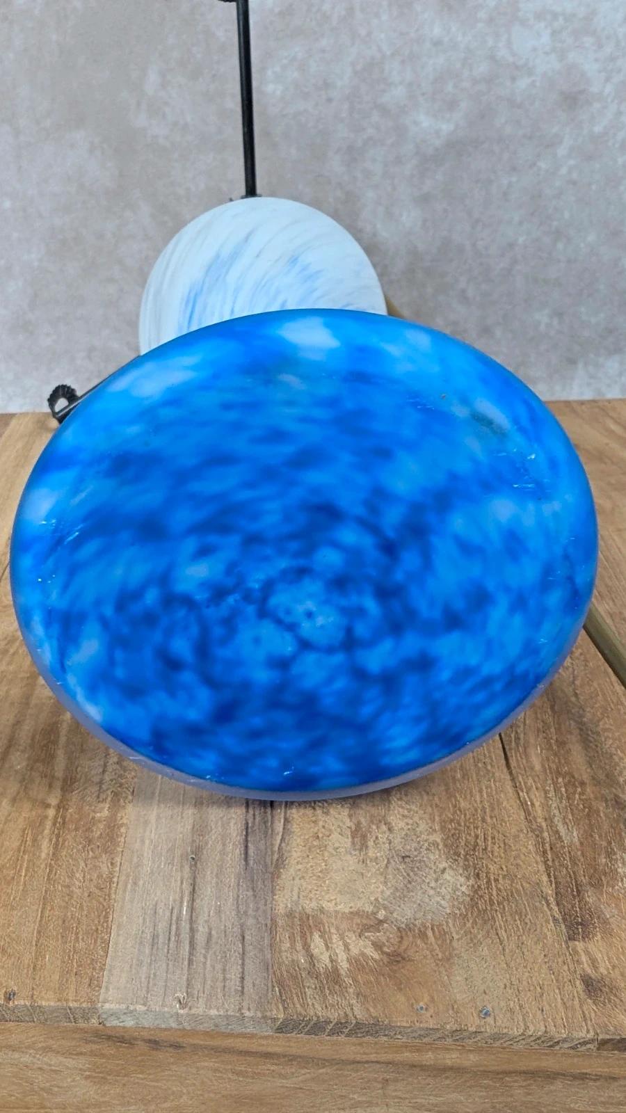 Lampe champignon en pâte de verre bleu