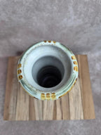 Grand vase bougeoir Keraluc Quimper Bo4 décor G6 – Georges Allier