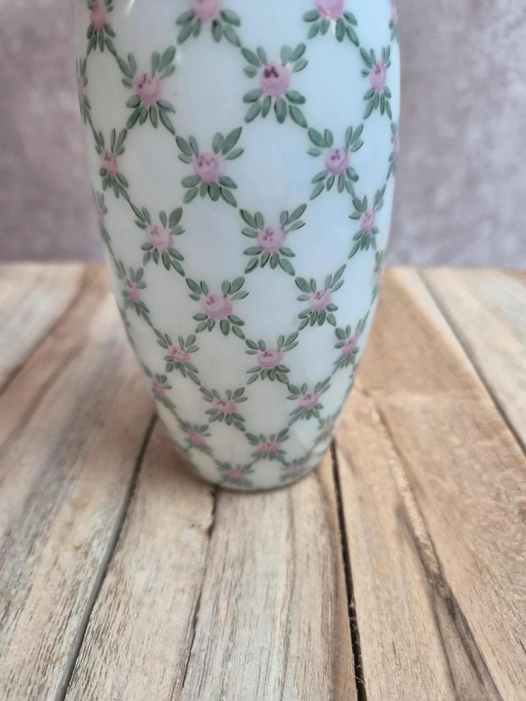 Vase Legras & Cie Saint-denis Paris en opaline, Décor Quadrillage Pompadour, Art nouveau