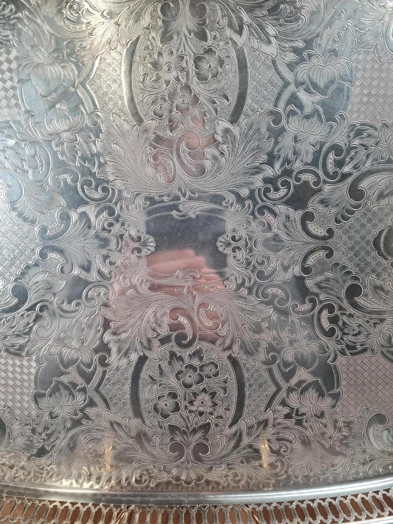 Grand plateau ancien en métal argenté Fleuron France, ligne Christofle