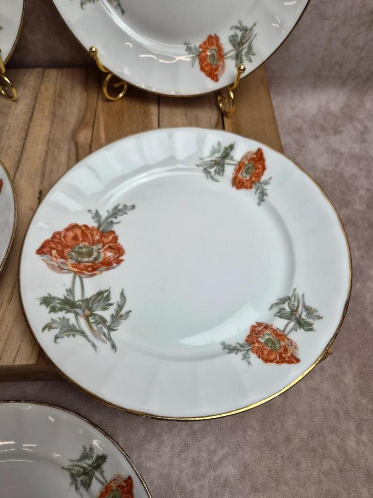 Lot de 5 assiettes à dessert en porcelaine – Décor floral coquelicots