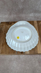 Grand plat ancien en forme de coquillage – finition irisée
