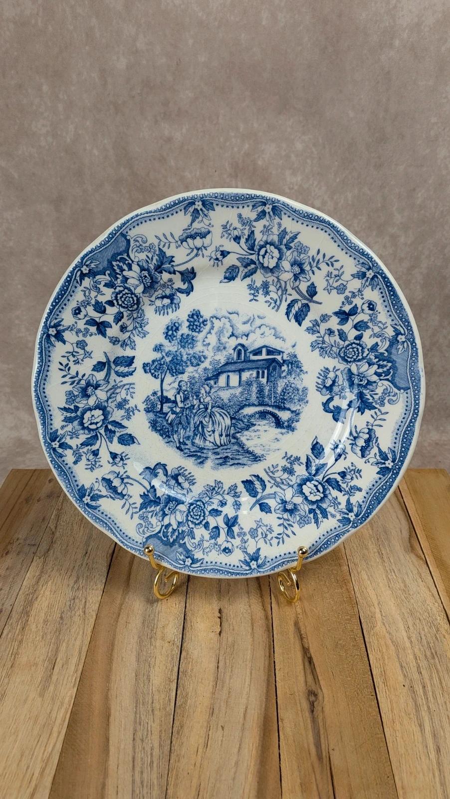 Assiette décor bleu romantique Ironstone