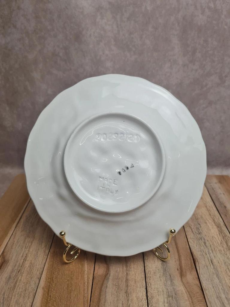 Assiette barbotine vintage décor raisin – relief feuillage 🍇🌿