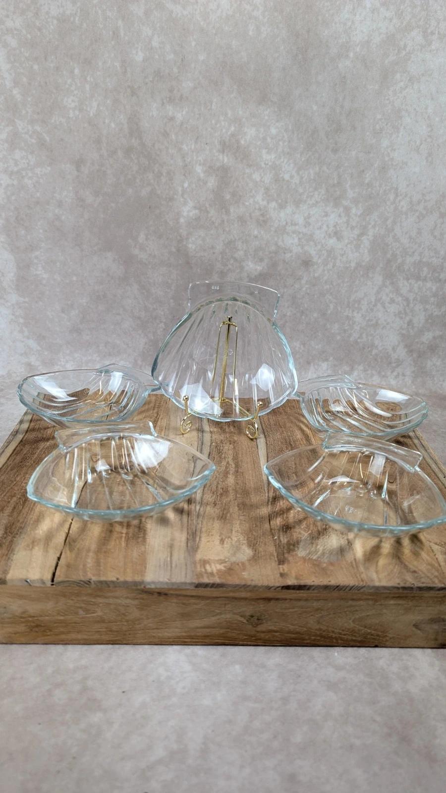 Lot de 5 coquilles en verre Sovirel France