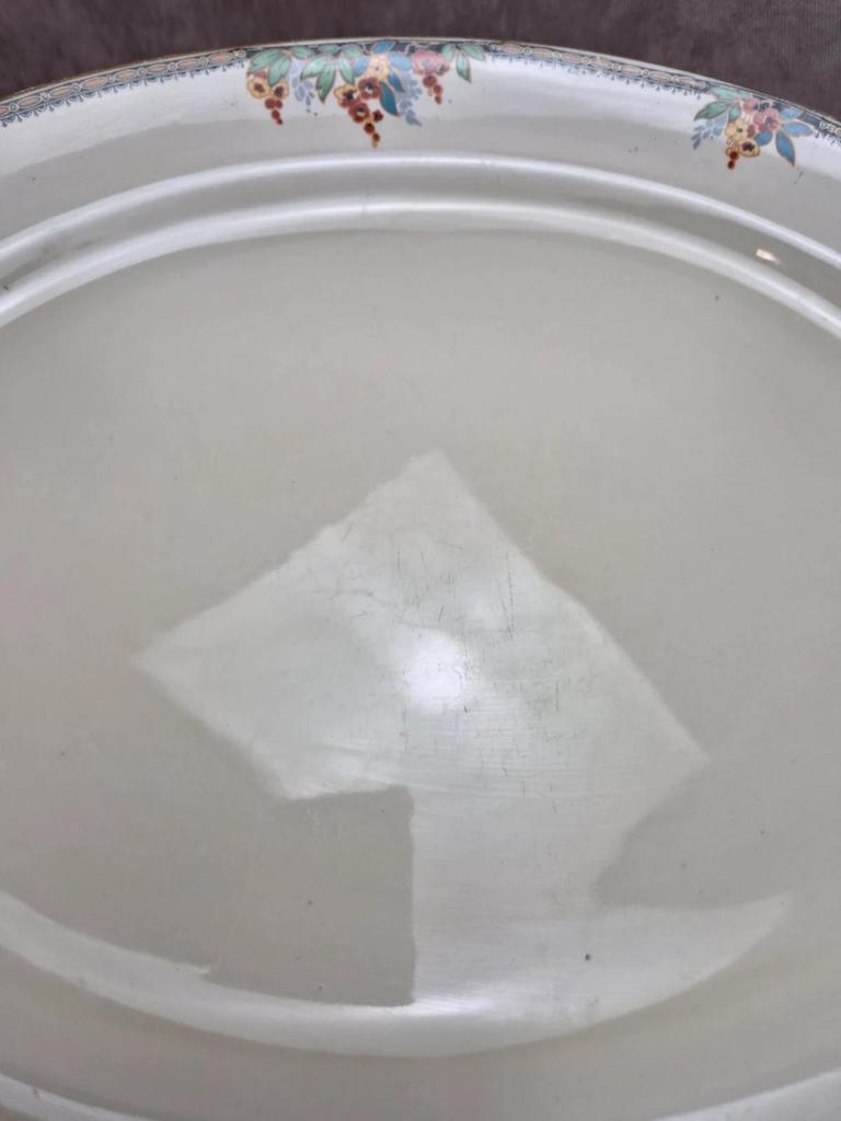 Grand plat ovale en faïence anglaise Homeleigh Ware Arcady – Années 1930