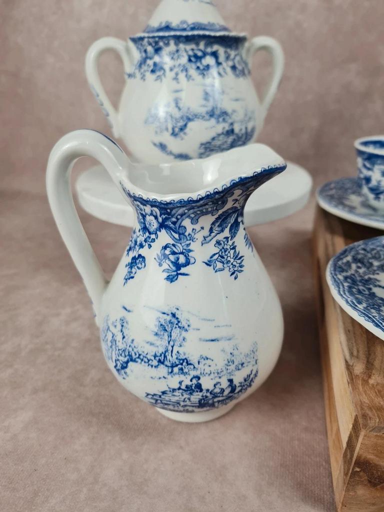 Service à café Kg Lunéville, modèle « Toile de Jouy » Grand Feu